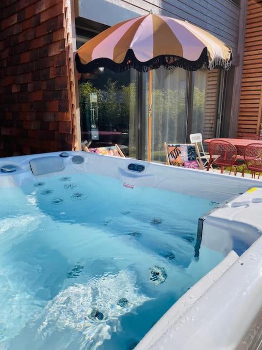 Апартаменты La Regate Avec Jaccuzi A 50 M Du Centre Historique Сарла-ла-Канеда Экстерьер фото